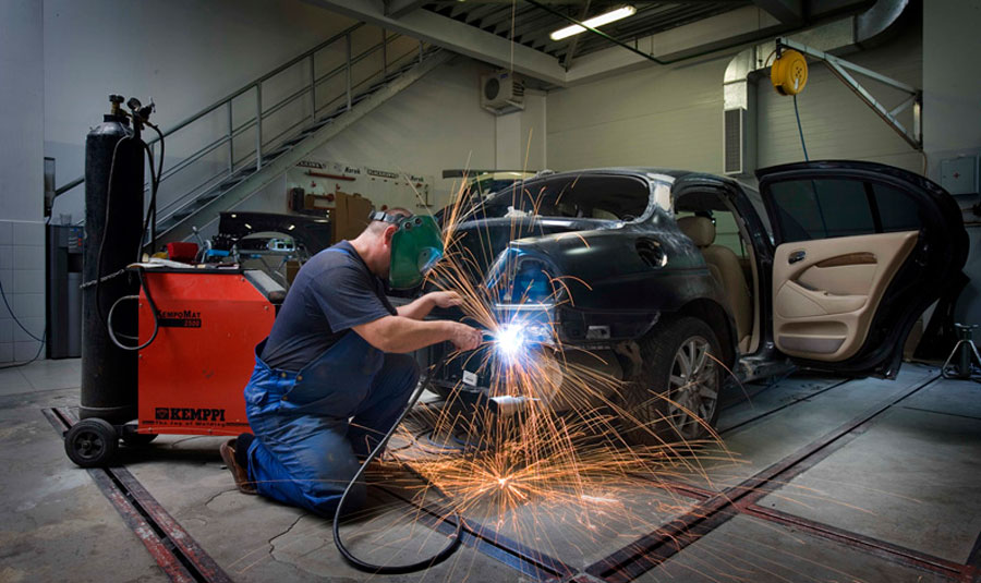 Кузовной ремонт автомобиля, цены, ремонт кузова автомобиля в Москве