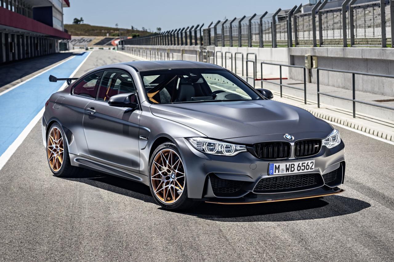 В России будут продавать спортивный автомобиль от BMW, модели М4, в модификации GTS
