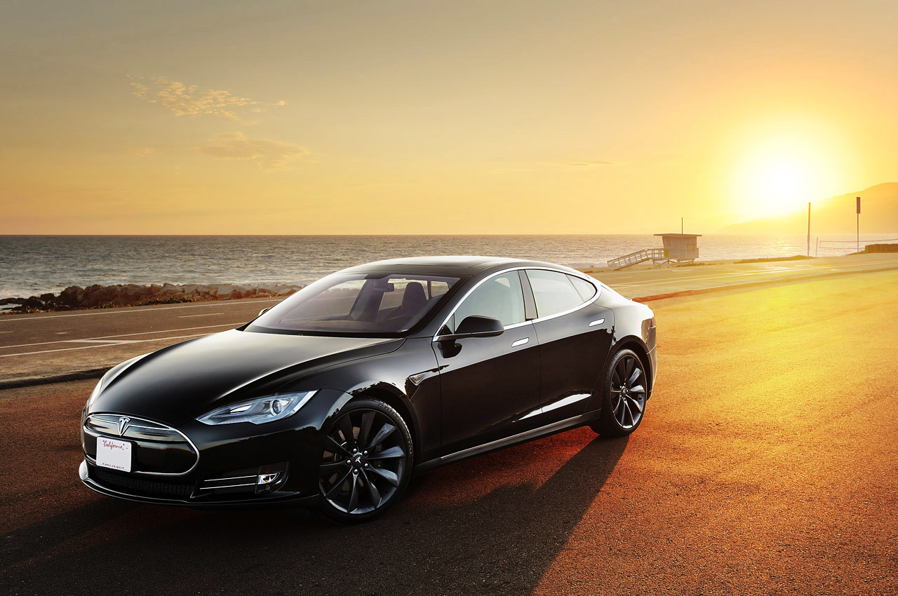 Tesla Model S - будущее мирового автопрома