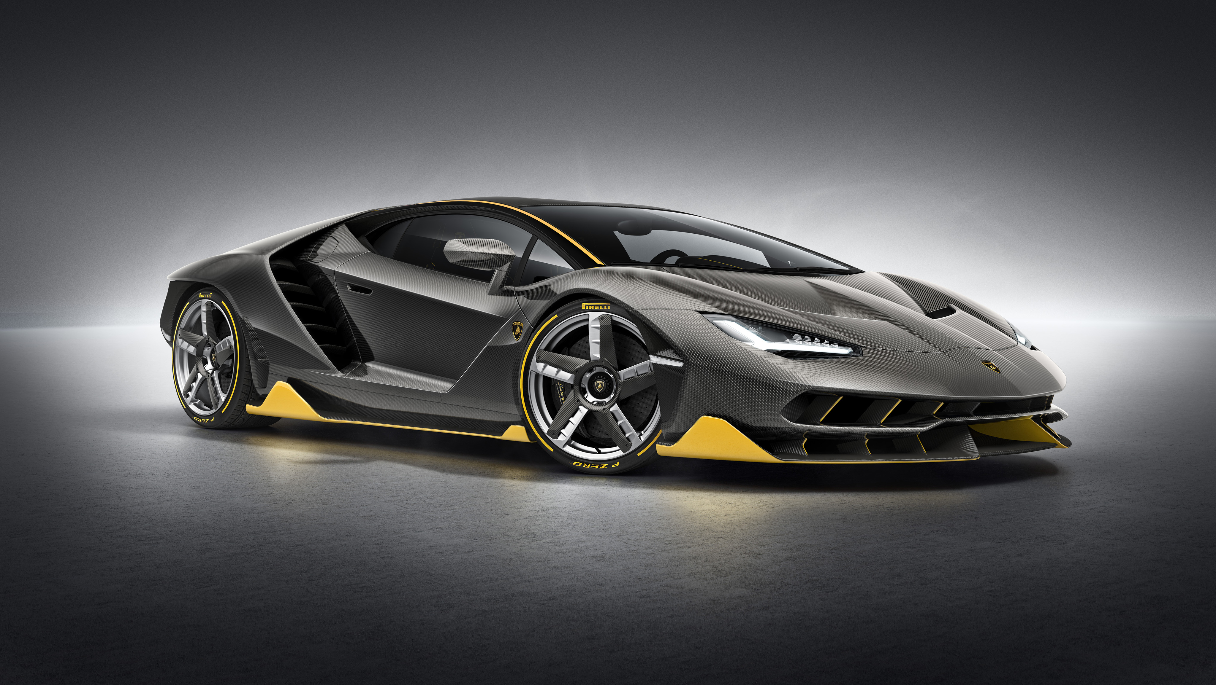 Lamborghini анонсировал гиперкар Centenario